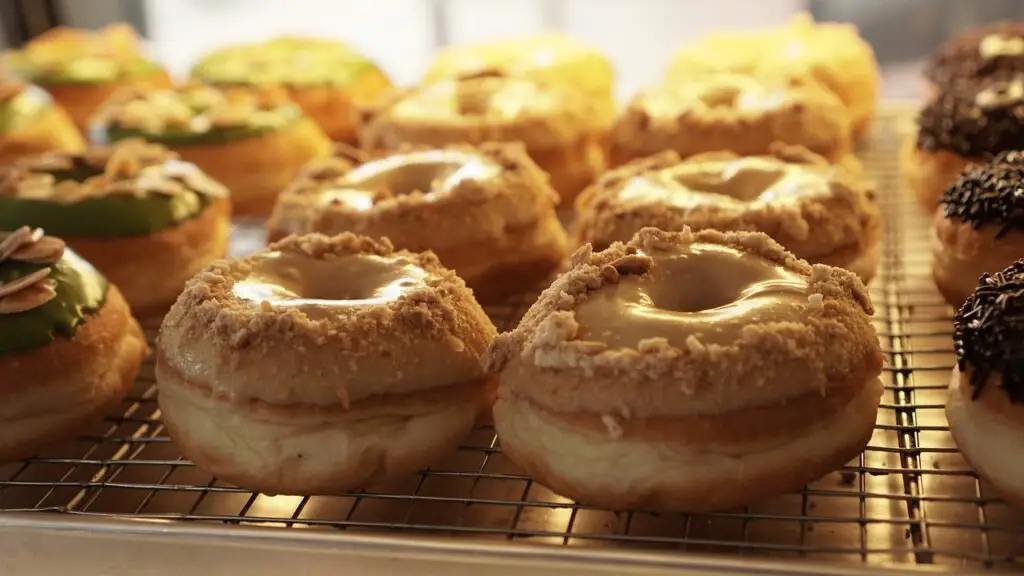 sourdough discard doughnuts