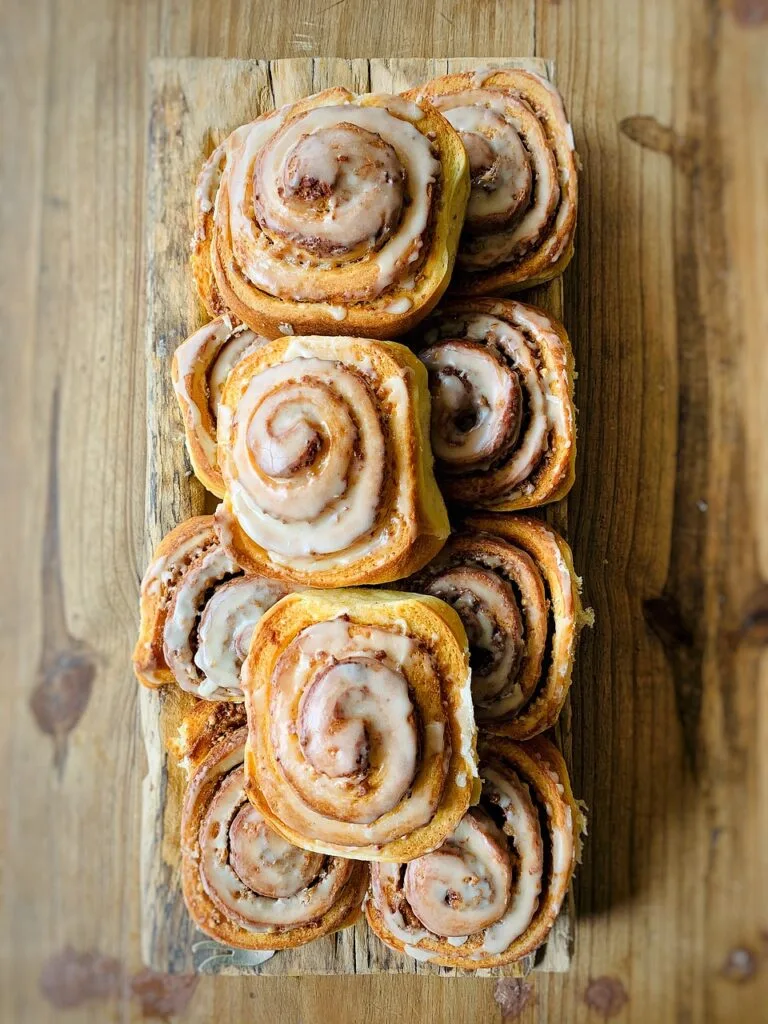 sourdough discard cinnamon roll recipe